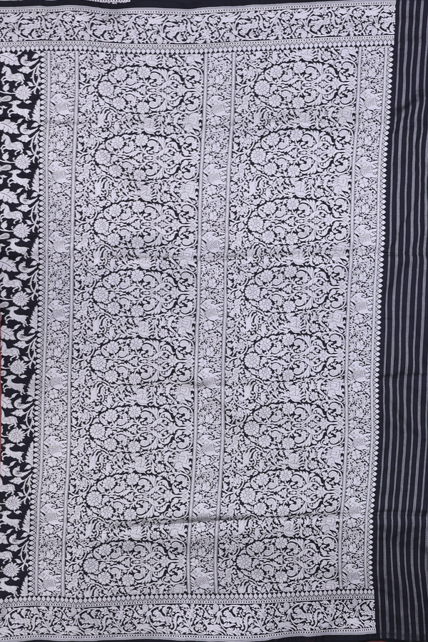 Banarasi Silk Saree In Black With Vanasingaram Design