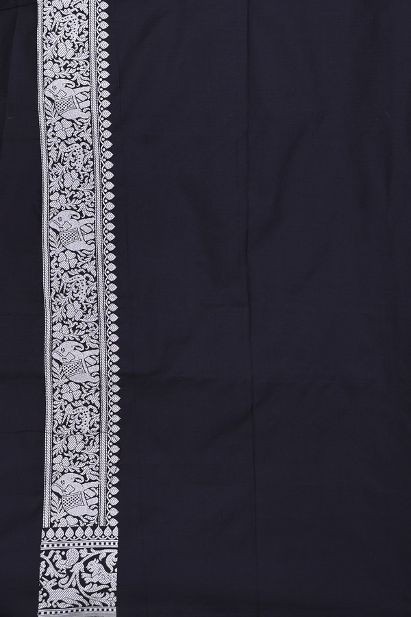 Banarasi Silk Saree In Black With Vanasingaram Design