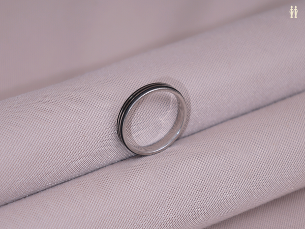 Light Weight Pure Silver Ring