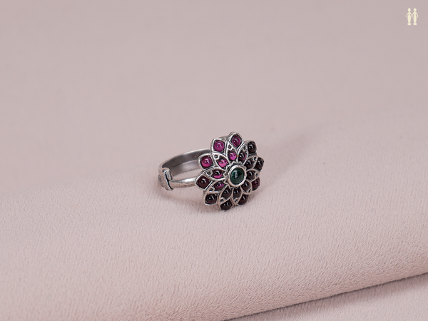 Floral Design With Kemp Stone Pure Silver Adjustable Ring