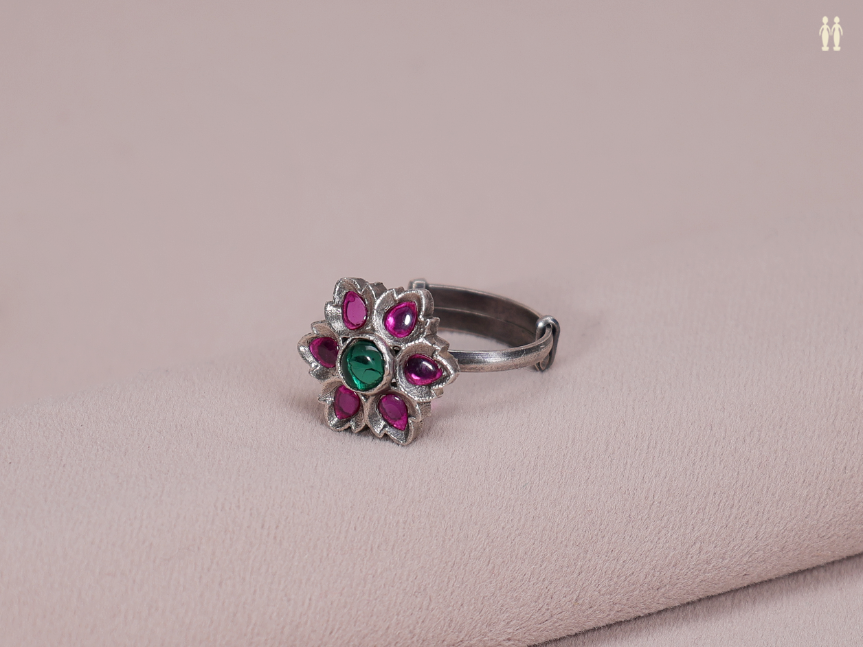 Floral Design With Kemp Stone Pure Silver Adjustable Ring