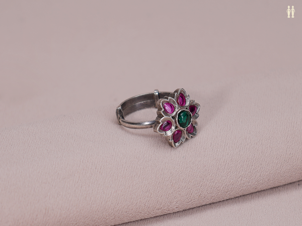 Floral Design With Kemp Stone Pure Silver Adjustable Ring
