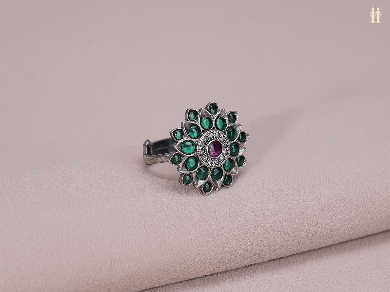 Floral Design With Kemp Stone Pure Silver Adjustable Ring