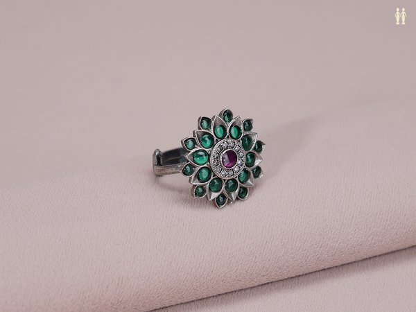 Floral Design With Kemp Stone Pure Silver Adjustable Ring