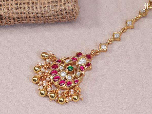 Kemp Stone With Beads Gold Plated Pure Silver Nethi Chutti