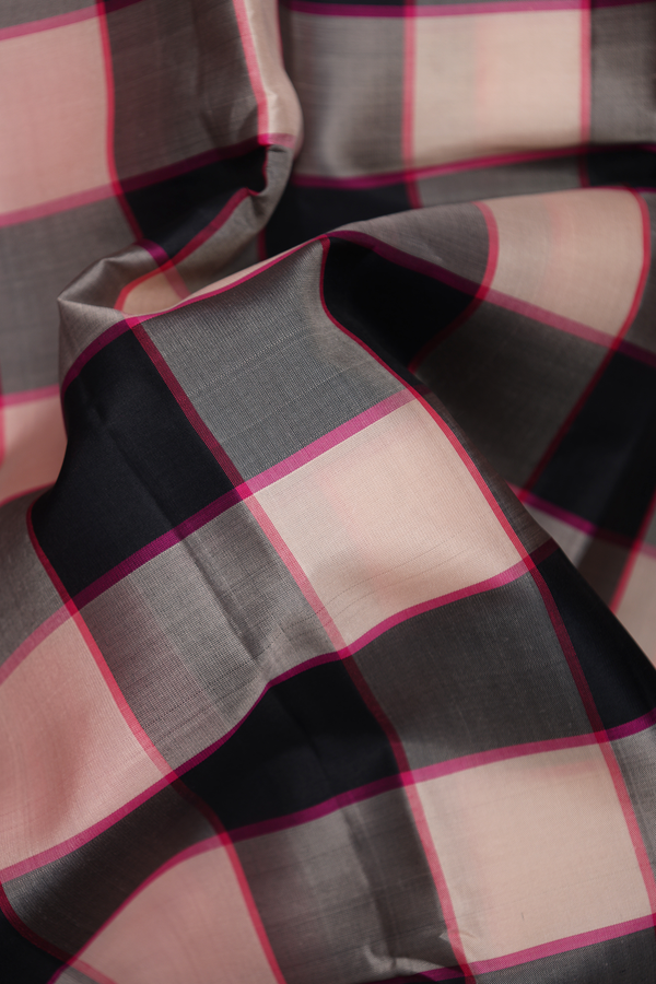 Kanchipuram Silk Saree In Black And Beige With Checks Design