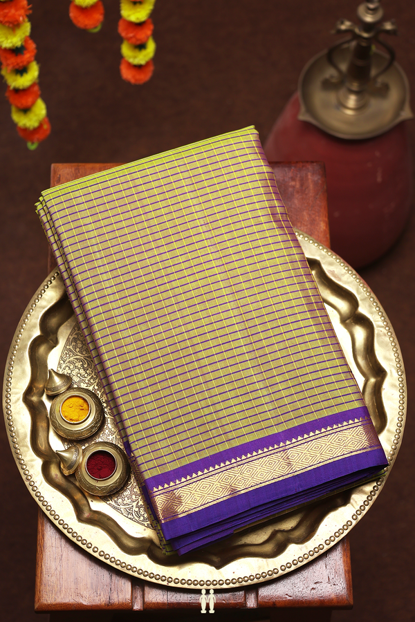 Kanchipuram Silk Saree In Dual Tone With Checks Design