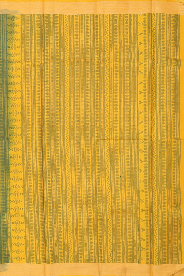 Kanchipuram Silk Saree In Green With Threadwork Buttas