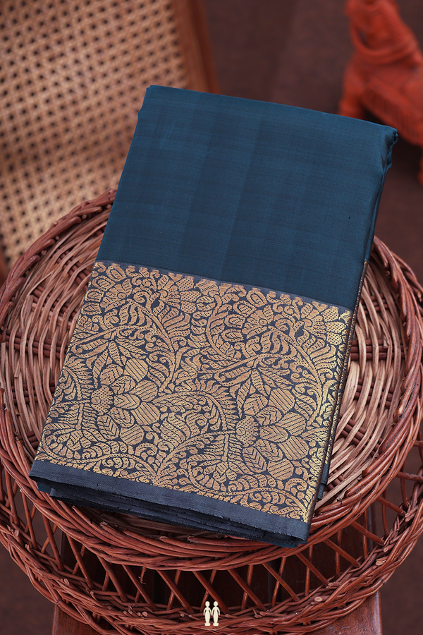 Kanchipuram Silk Saree In Prussian Blue With Zari Border