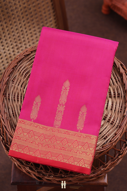 Kanchipuram Silk Saree In Rani Pink With Contrast Border