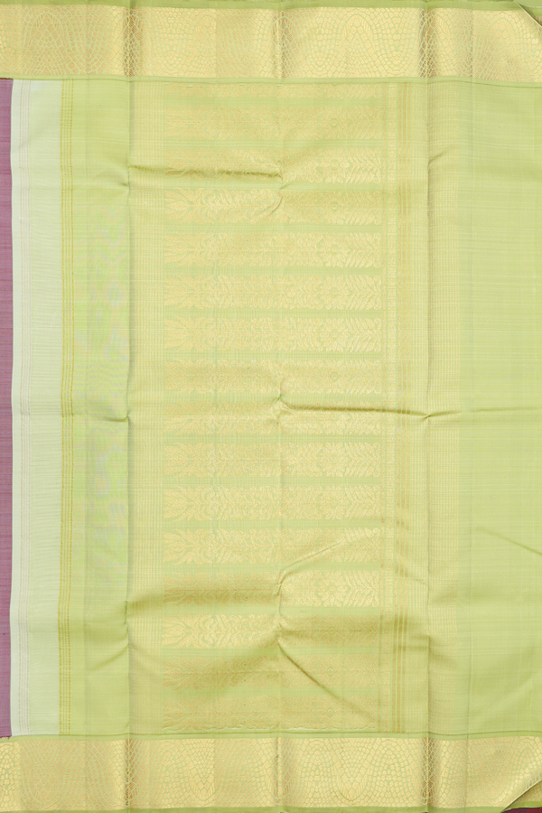 Kanchipuram Silk Saree In Plain Dual Tone With Korvai Border