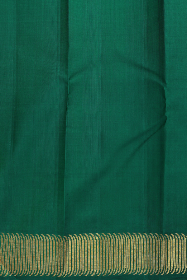 Kanchipuram Silk Saree In Purple Rose With Floral Buttis
