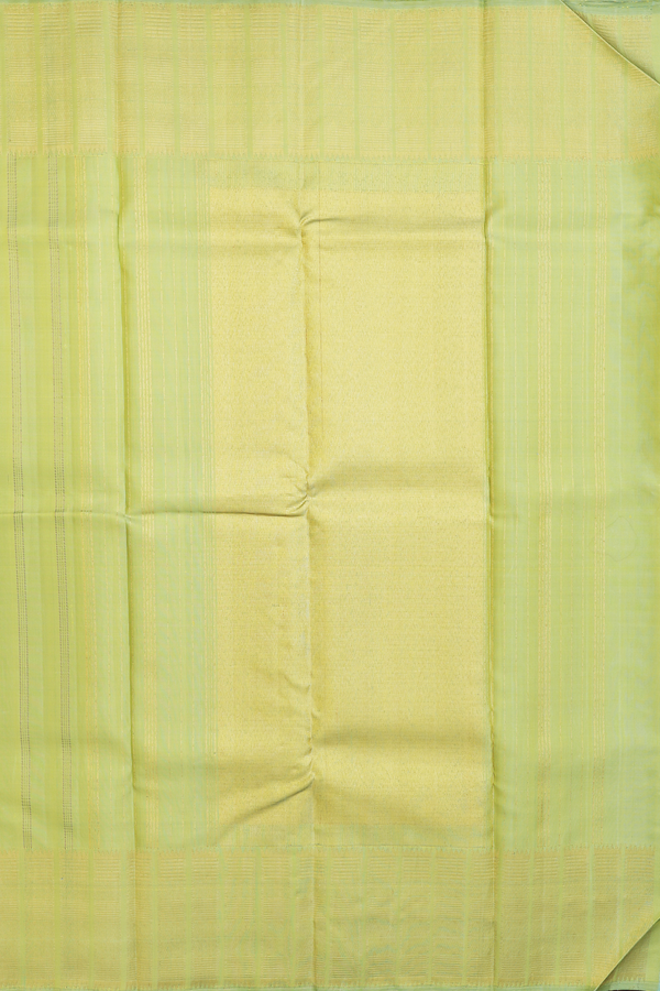 Kanchipuram Silk Saree In Plain Green With Zari Border