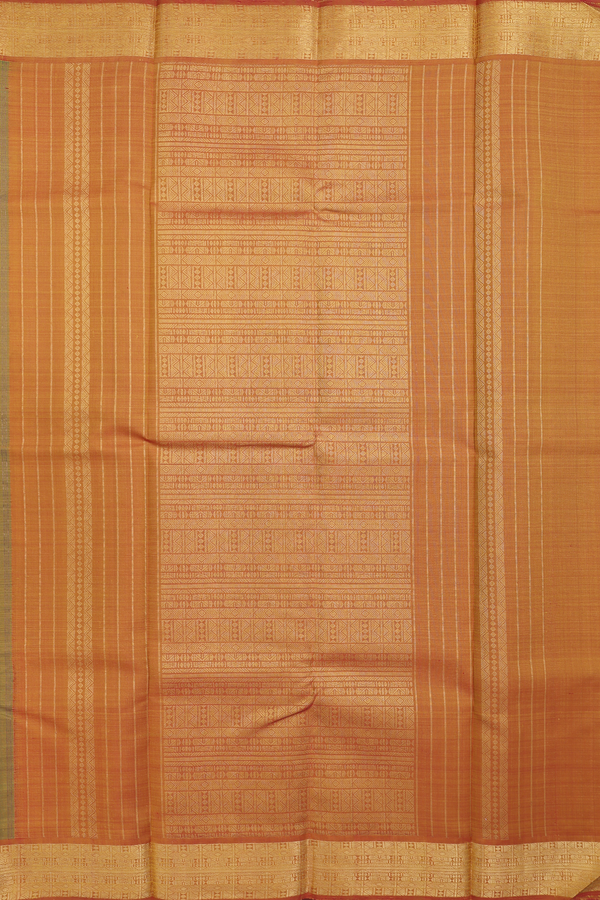 Kanchipuram Silk Saree In Fern Green With Zari Buttas