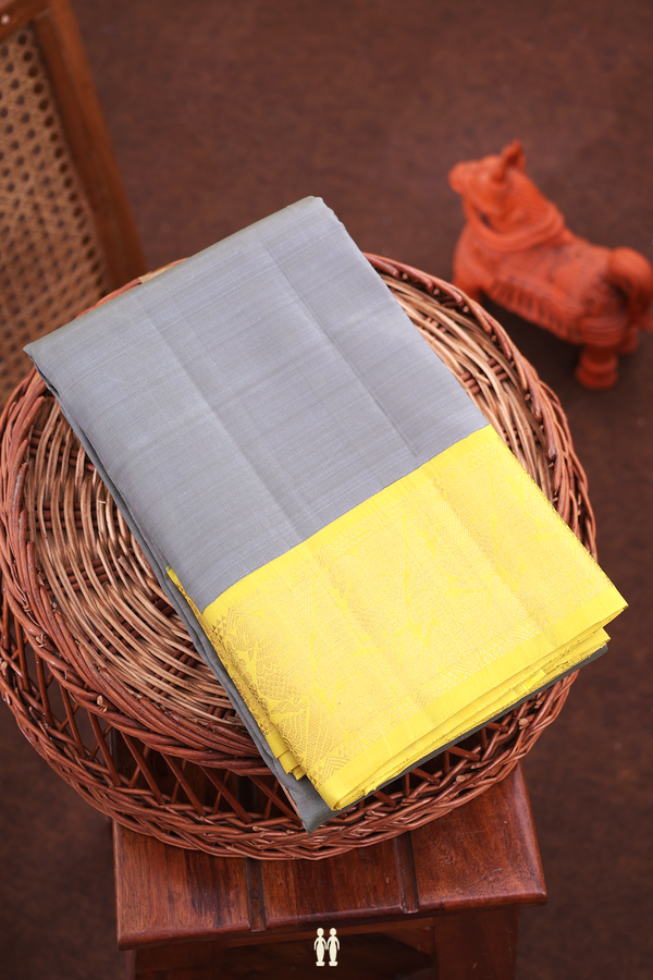 Kanchipuram Silk Saree In Chalet Green With Korvai Border