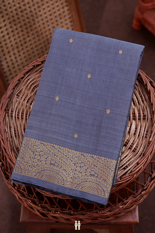 Kanchipuram Silk Saree In Grey With Floral Buttas