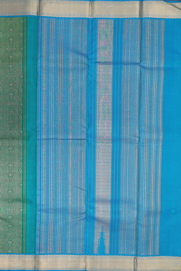 Kanchipuram Silk Saree In Forest Green With Brocade Design