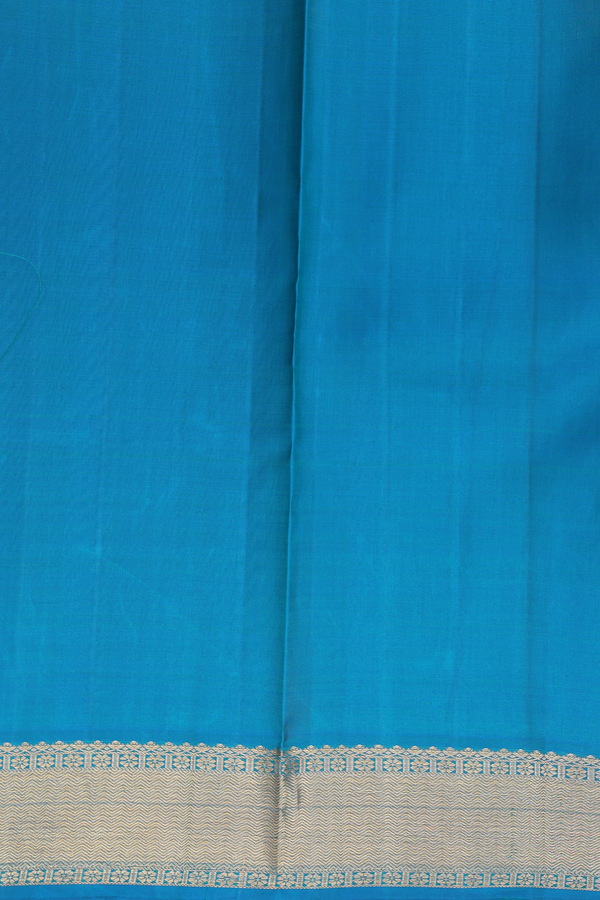 Kanchipuram Silk Saree In Forest Green With Brocade Design