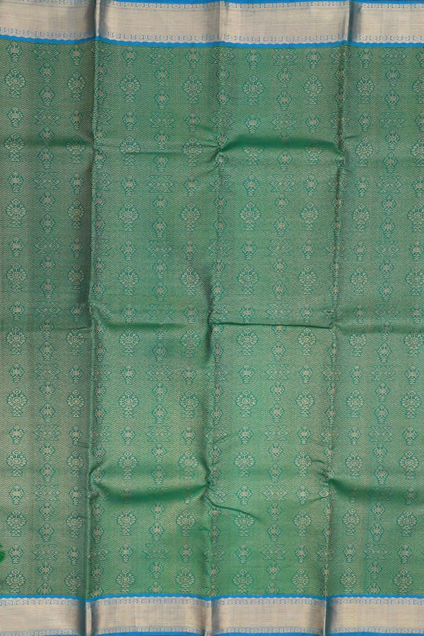 Kanchipuram Silk Saree In Forest Green With Brocade Design