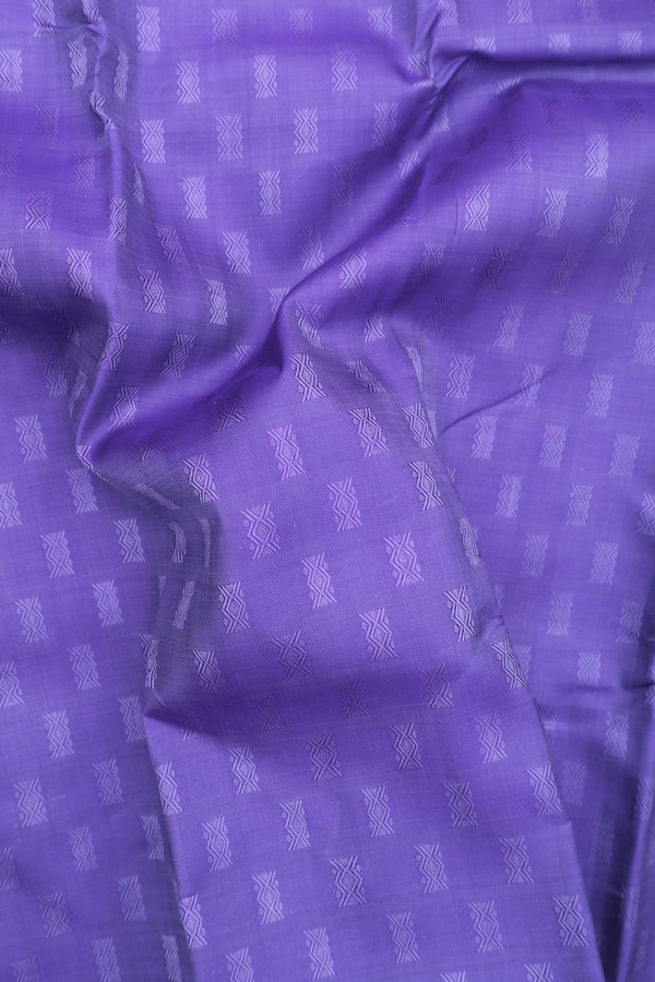 Kanchipuram Silk Saree In Violet With Threadwork Buttas