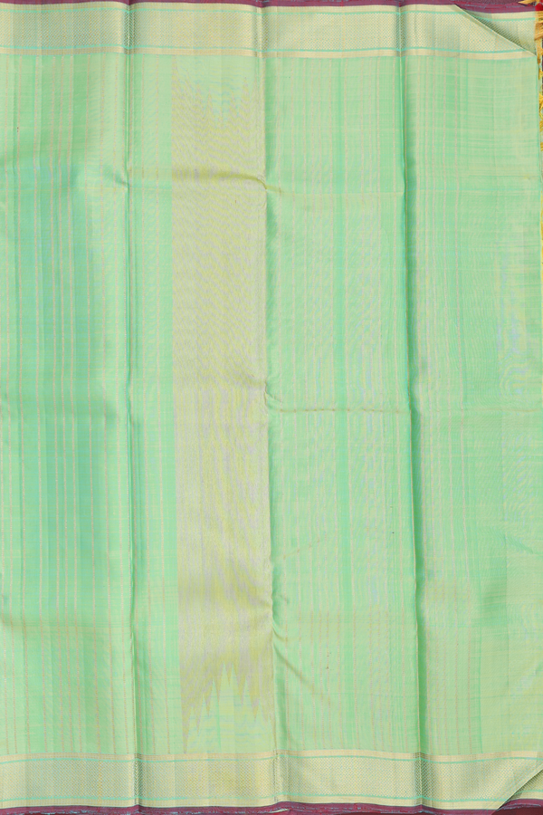 Kanchipuram Silk Saree In Green With Brocade Design