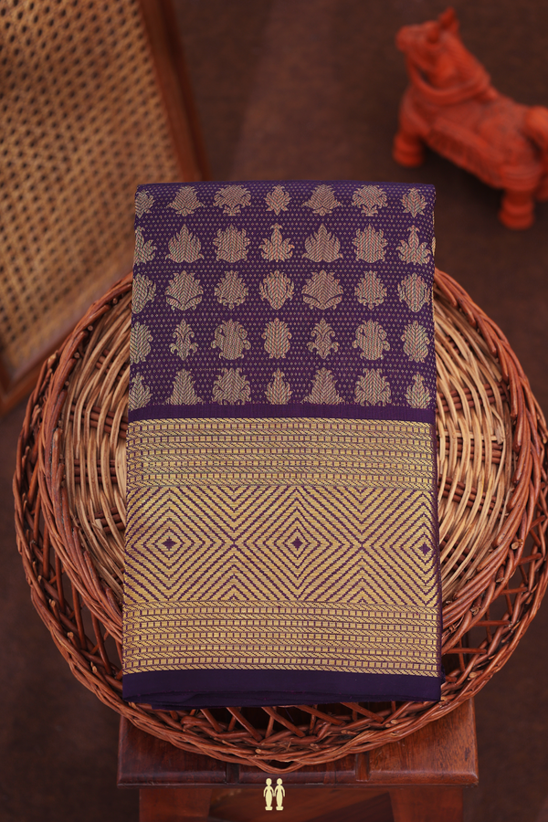 Kanchipuram Silk Saree In Deep Purple With Brocade Design