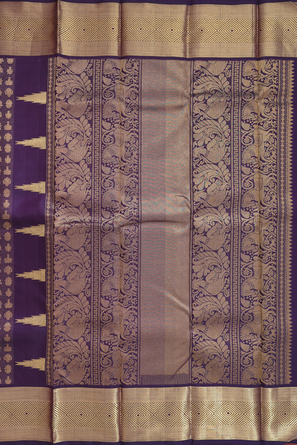 Kanchipuram Silk Saree In Deep Purple With Brocade Design