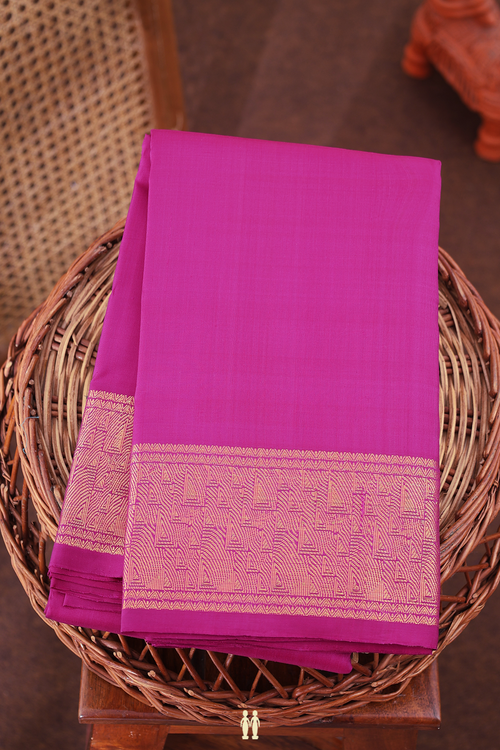Kanchipuram Silk Saree In Magenta With Zari Border