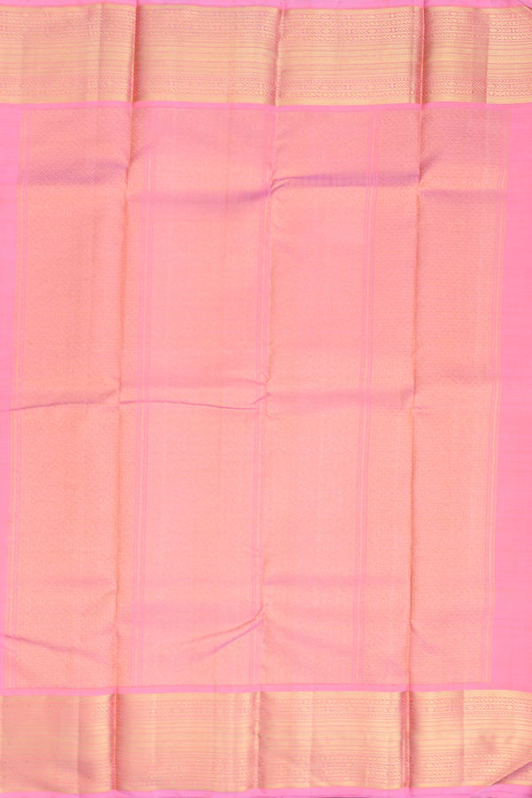 Kanchipuram Silk Saree In Pink Along Checks With Buttas