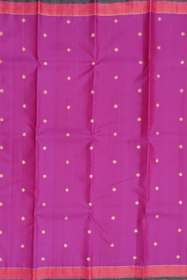 Kanchipuram Silk Saree In Dark Pink With Star Buttas