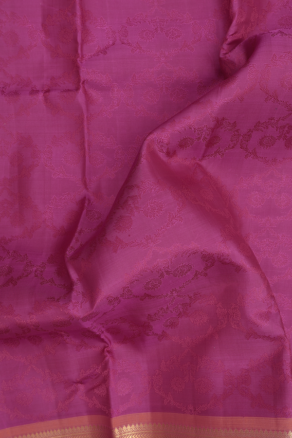 Kanchipuram Silk Saree In Berry Purple With Ogee Design