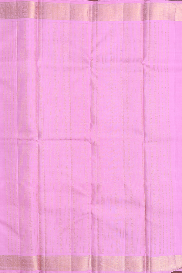 Kanchipuram Silk Saree In Pink With Floral Buttis