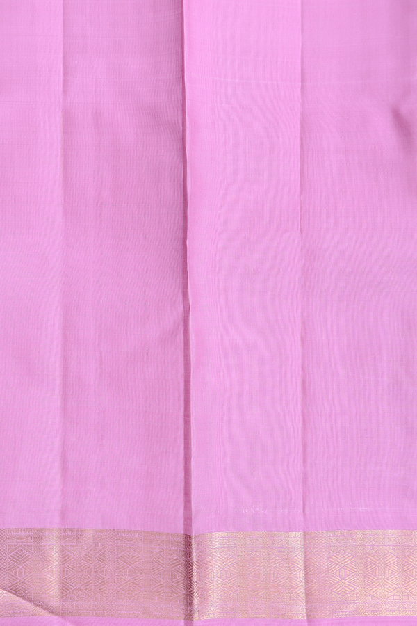 Kanchipuram Silk Saree In Pink With Floral Buttis