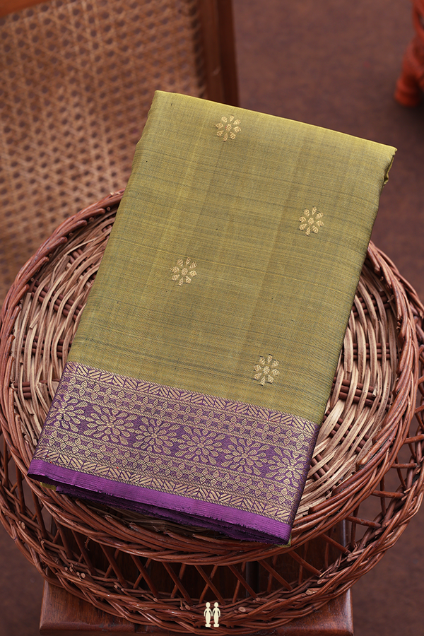 Kanchipuram Silk Saree In Mehendi Green With Floral Buttas