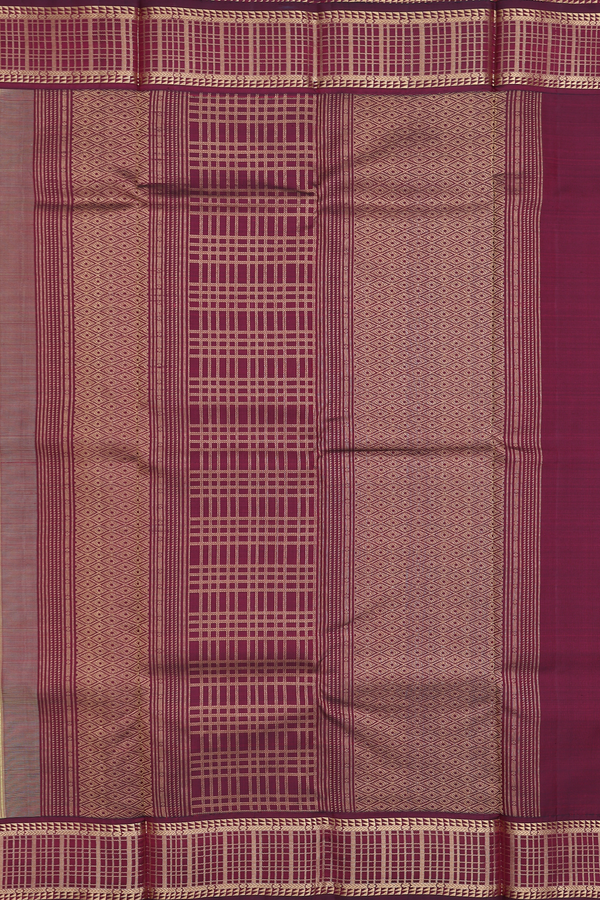 Kanchipuram Silk Saree In Lemon Yellow With Korvai Border