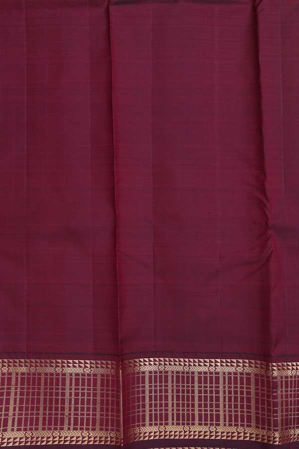 Kanchipuram Silk Saree In Lemon Yellow With Korvai Border
