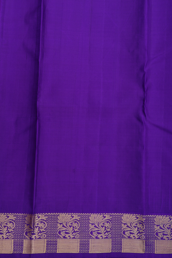 Kanchipuram Silk Saree In Purple With Jacquard Pattern