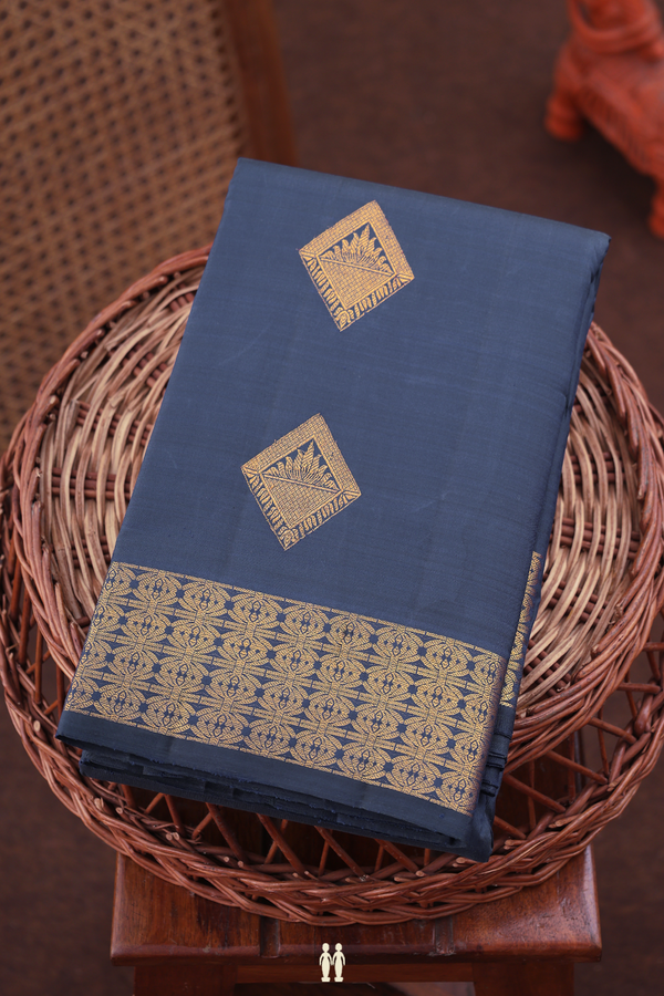 Kanchipuram Silk Saree In Pigeon Blue With Diamond Buttas