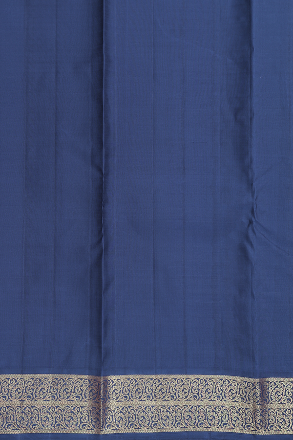 Kanchipuram Silk Saree In Light Grey With Zari Buttas