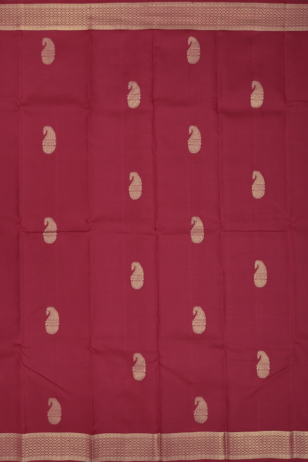 Kanchipuram Silk Saree In Red With Paisley Buttas