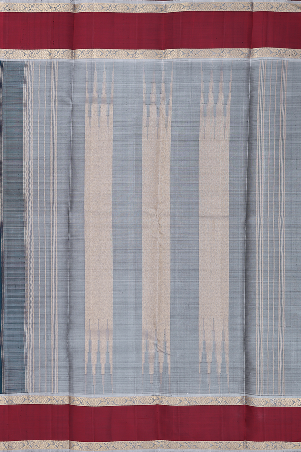 Kanchipuram Silk Saree In Prussian Blue With Malli Moggu BUttas
