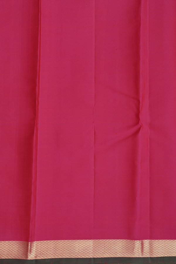 Kanchipuram Silk Saree In Dark Pink With Mayil Kan Border