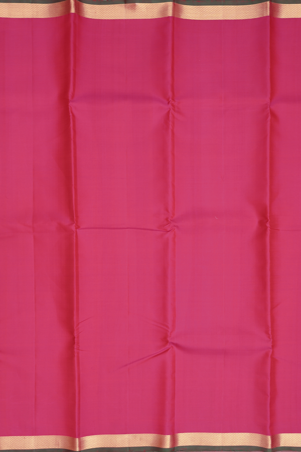 Kanchipuram Silk Saree In Dark Pink With Mayil Kan Border