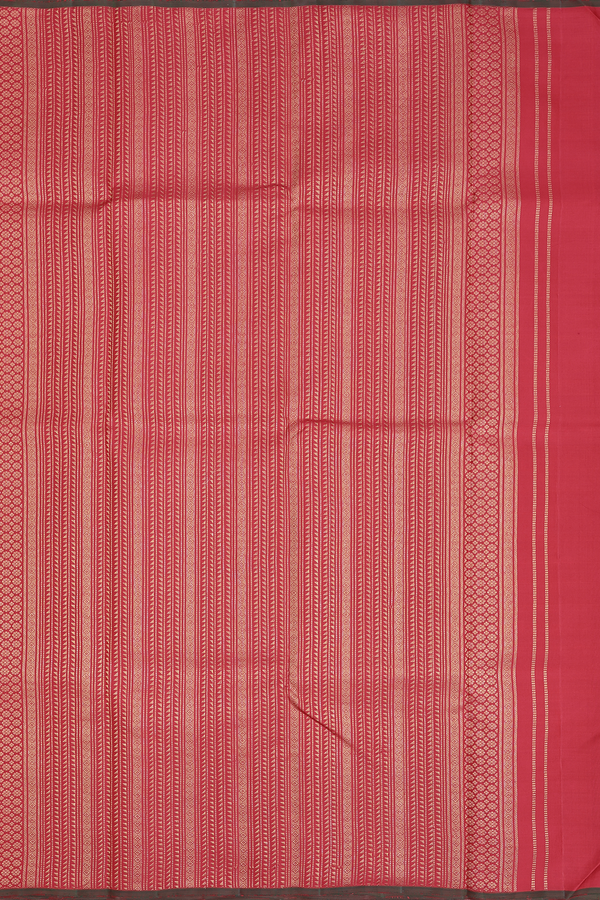 Kanchipuram Silk Saree In Red With Parrot Buttas