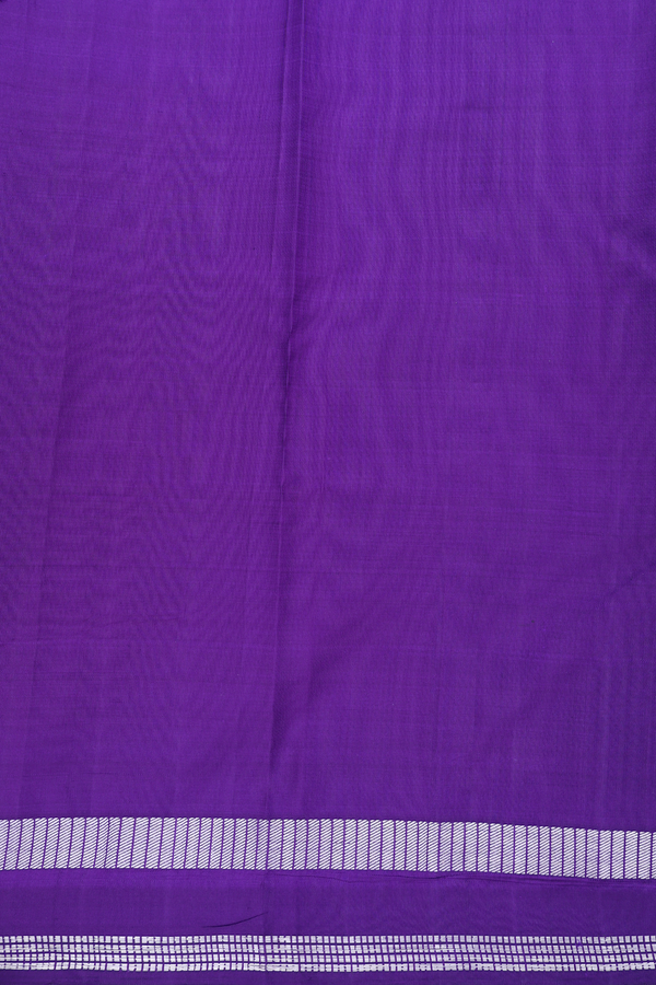 Kanchipuram Silk Saree In Purple With Brocade Design