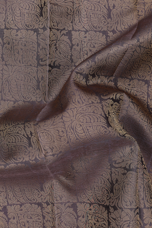 Kanchipuram Silk Saree In Cedar Brown With Brocade Design