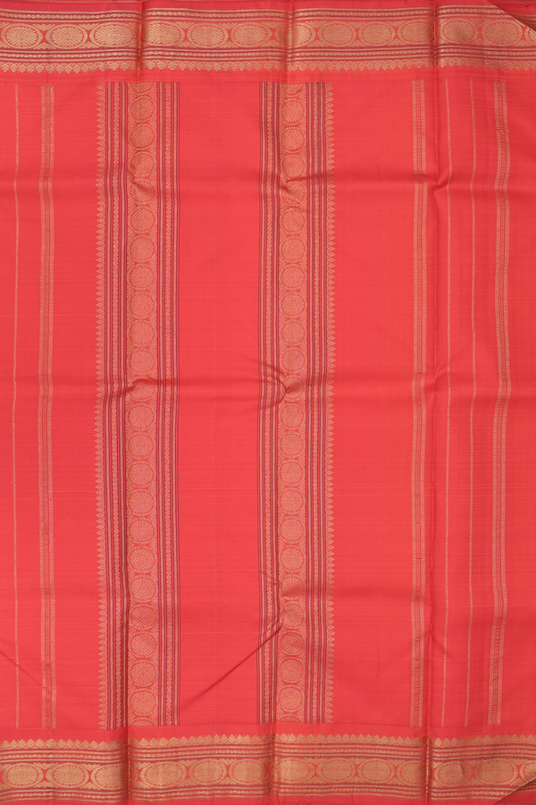 Kanchipuram Silk Saree In Off White With Contrast Border