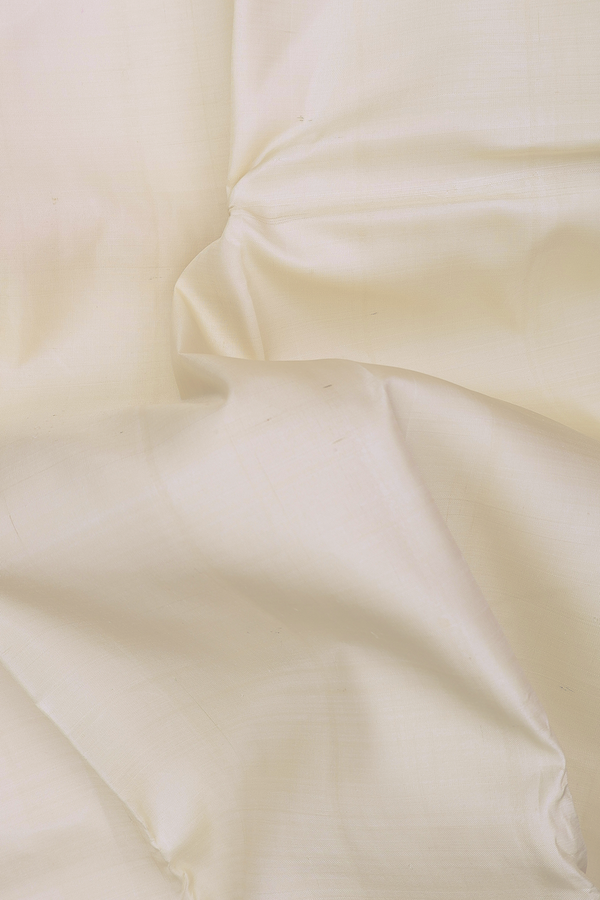 Kanchipuram Silk Saree In Off White With Contrast Border