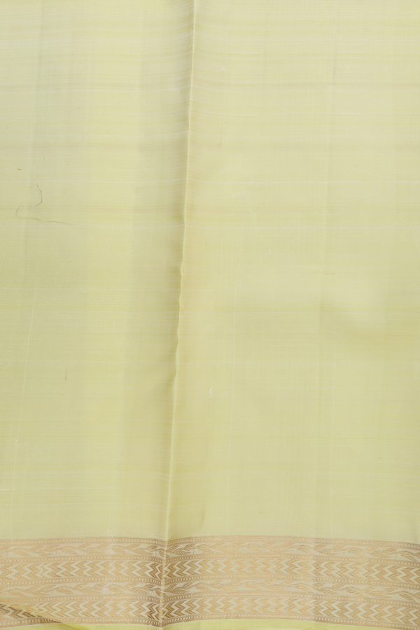 Kanchipuram Silk Saree In Light Yellow With Stripes Design