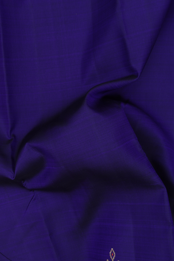 Kanchipuram Silk Saree In Royal Blue With Contrast Border